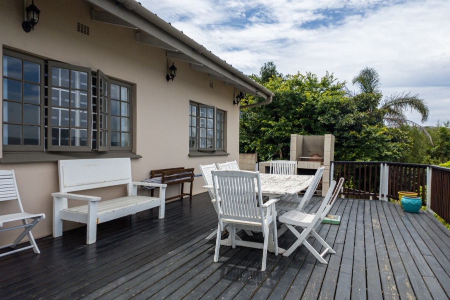 5 Bedroom Property for Sale in Paradise Western Cape